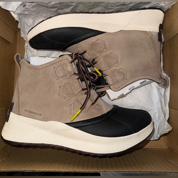 Sorel - Out N about III Classic WP size 5W shoes - Picture 4 of 10